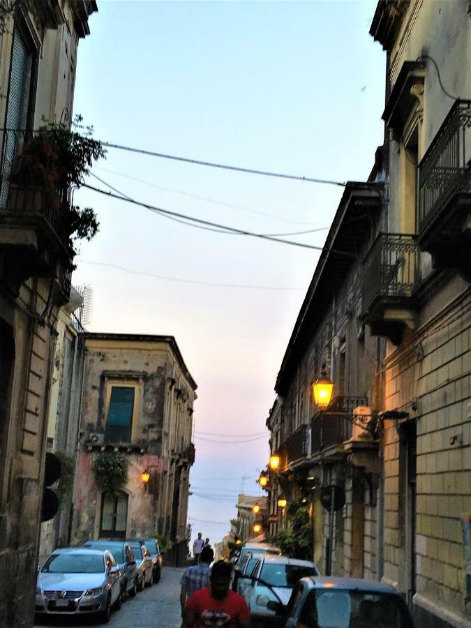 Villa With Rooftop Garden & Sea View Acireale Exterior foto