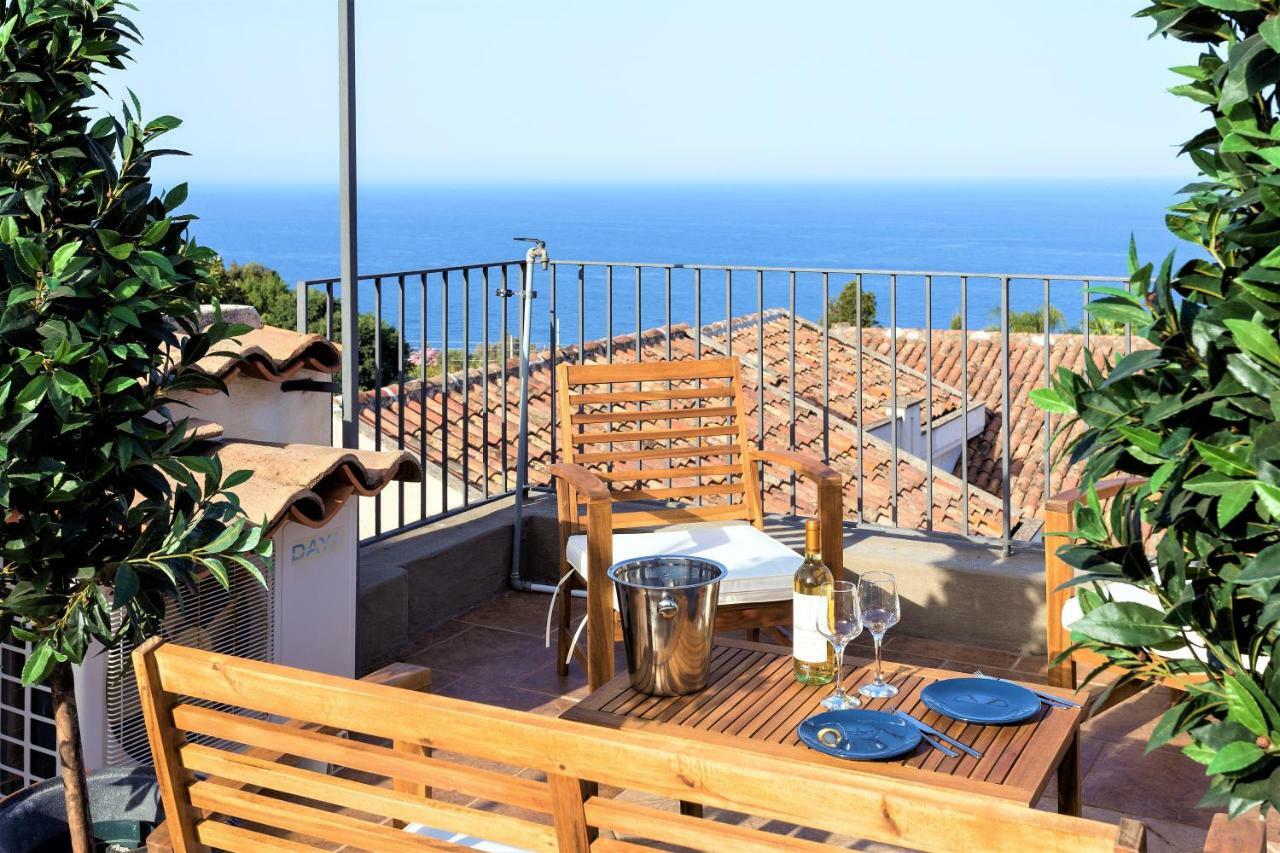 Villa With Rooftop Garden & Sea View Acireale Exterior foto